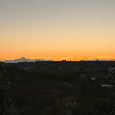 Tenuta Agricola La Cava- Cantina E Agriturismo San Damiano dʼAsti Exteriör bild